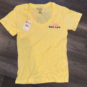 NWT salt life t shirt size medium